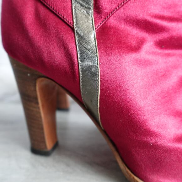 Vintage Casadei Red Satin Country Rodeo Western Cowboy Boots - Picture 12 of 16